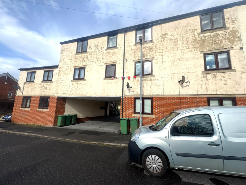2 bed 1st Floor Flat for rent in Ossett. From MoveNow Properties - Wakefield 2 bed 1st Floor Flat for rent in Ossett. From MoveNow Properties - Wakefield