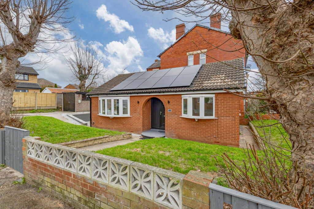 2 bed Detached bungalow for rent in Kirkhamgate. From MoveNow Properties - Wakefield