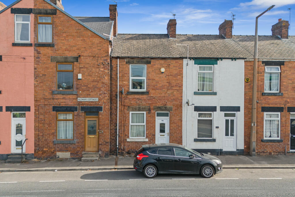 2 bed Mid Terraced House for rent in Wombwell. From MoveNow Properties - Wakefield