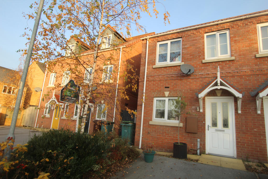 2 bed Town House for rent in Wakefield. From MoveNow Properties - Wakefield 2 bed Town House for rent in Wakefield. From MoveNow Properties - Wakefield