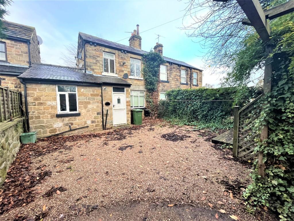2 bed Cottage for rent in Wakefield. From MoveNow Properties - Wakefield