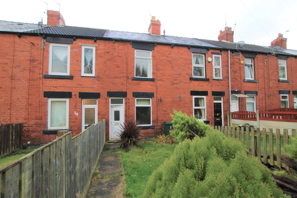 2 bed Mid Terraced House for rent in Barnsley. From MoveNow Properties - Wakefield