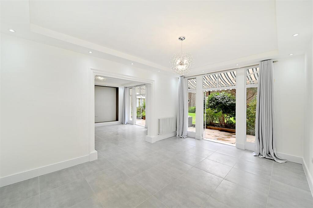 4 bed 1st Floor Flat for rent in Paddington. From Napier Watt Limited - London