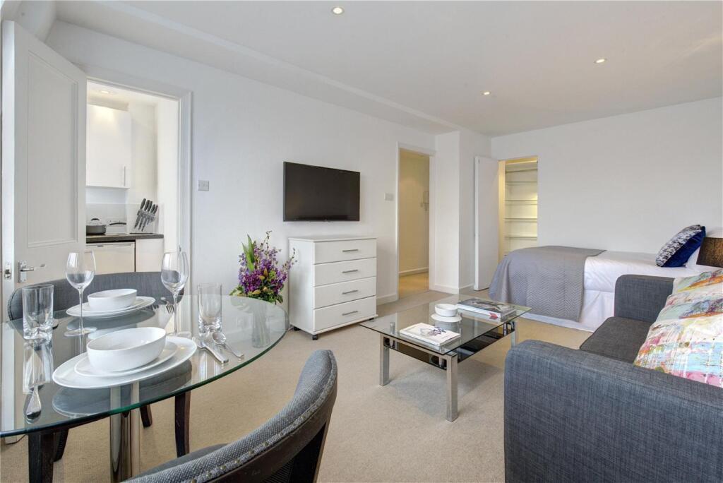 4 bed Studio for rent in London. From Napier Watt Limited - London