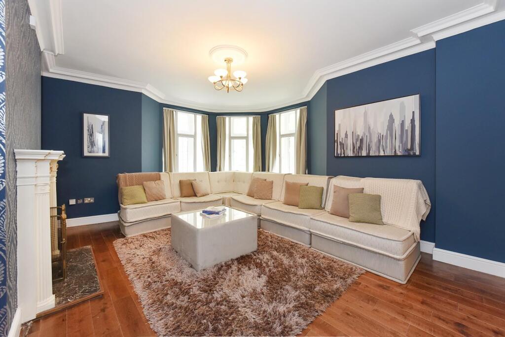 3 bed 1st Floor Flat for rent in Camden Town. From Napier Watt Limited - London