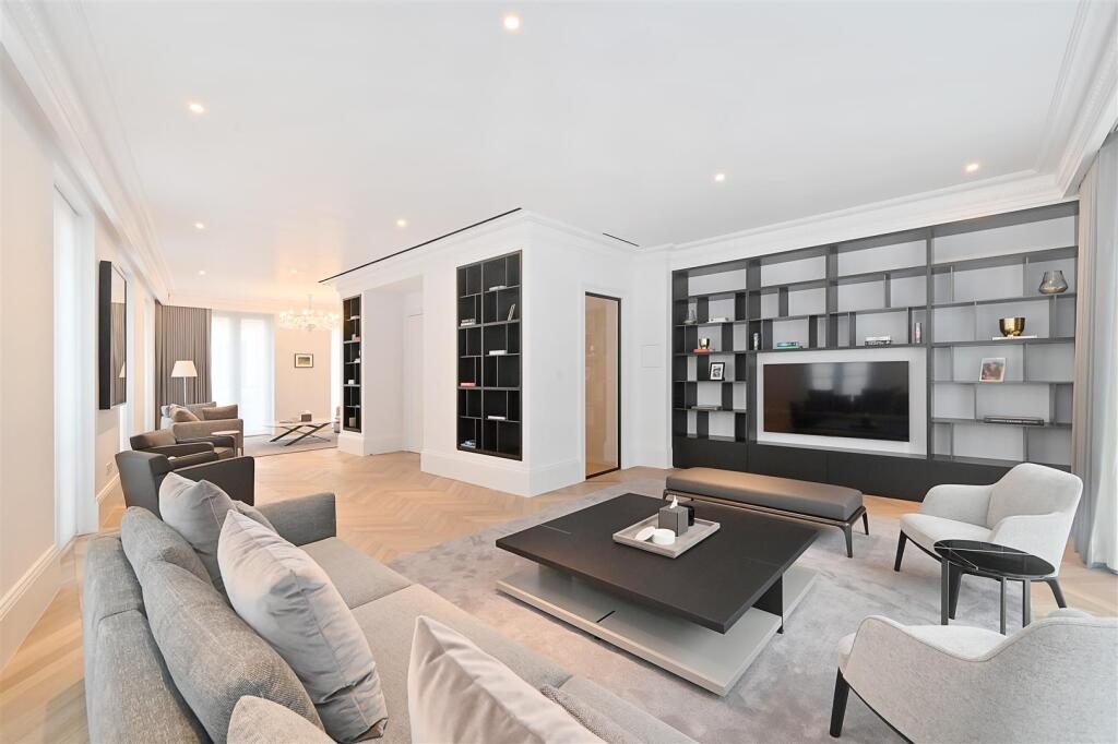 4 bed Town House for rent in Westminster. From Napier Watt Limited - London 4 bed Town House for rent in Westminster. From Napier Watt Limited - London