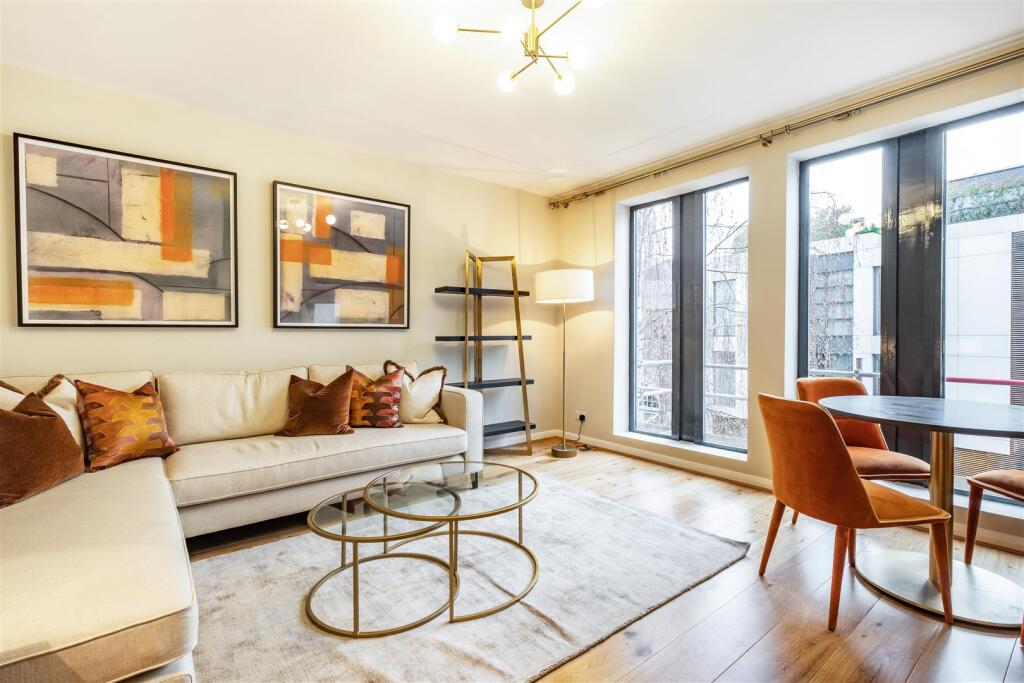 2 bed 1st Floor Flat for rent in London. From Napier Watt Limited - London
