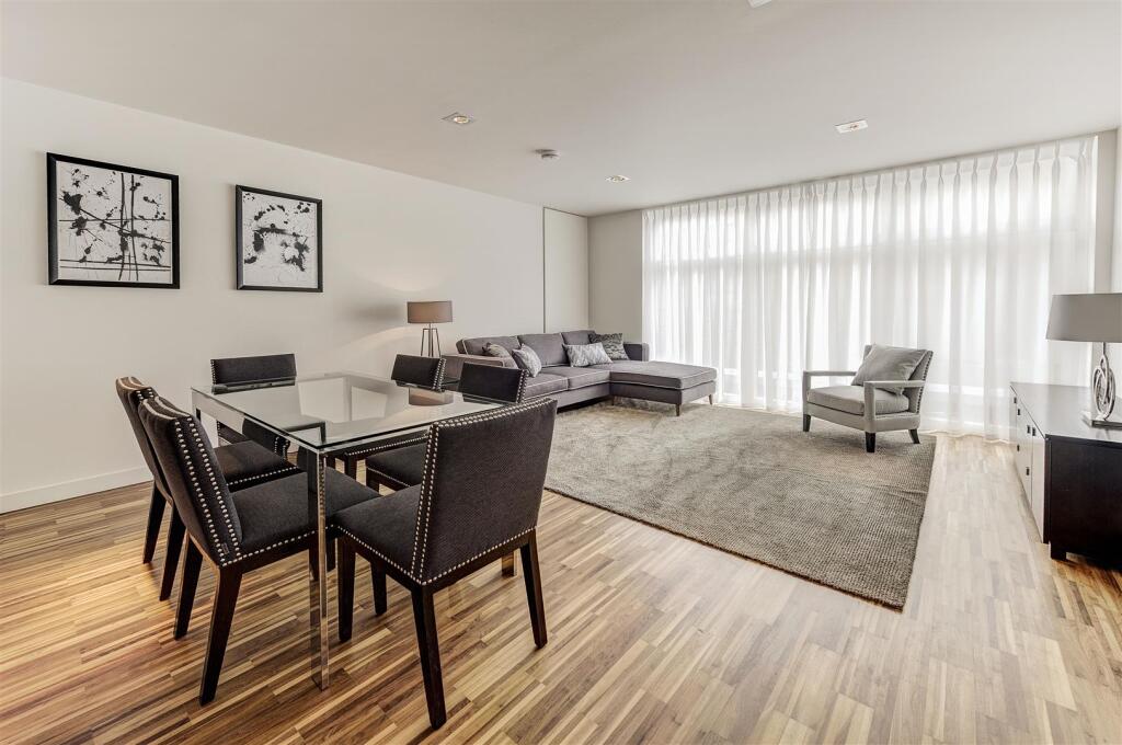 2 bed 1st Floor Flat for rent in London. From Napier Watt Limited - London