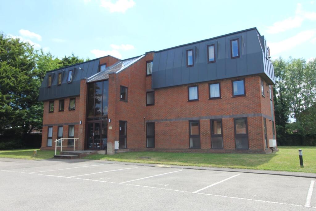 1 bed 1st Floor Flat for rent in Egham. From Nevin and Wells Residential - Egham 1 bed 1st Floor Flat for rent in Egham. From Nevin and Wells Residential - Egham