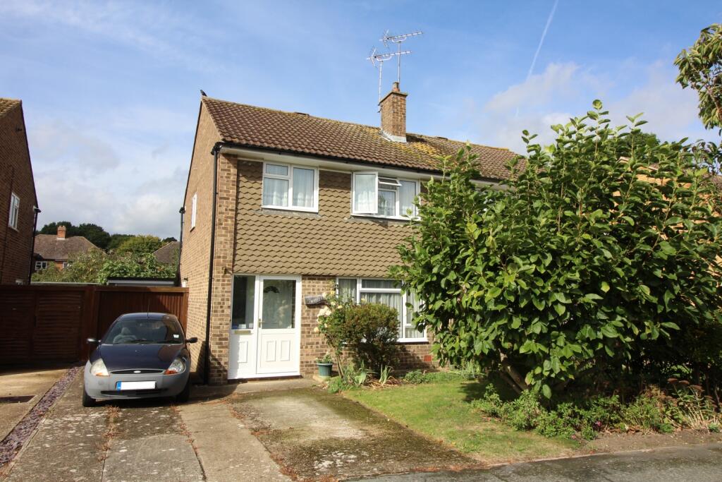 4 bed Semi Detached for rent in Egham. From Nevin and Wells Residential - Egham