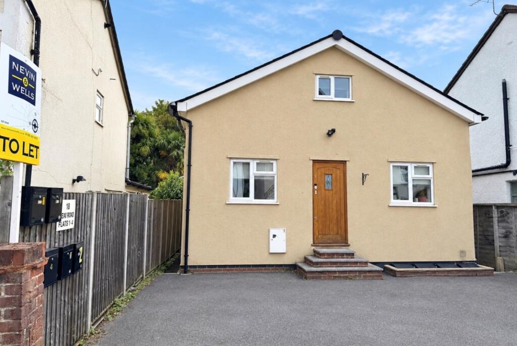 1 bed 1st Floor Flat for rent in Staines-upon-Thames. From Nevin and Wells Residential - Egham 1 bed 1st Floor Flat for rent in Staines-upon-Thames. From Nevin and Wells Residential - Egham