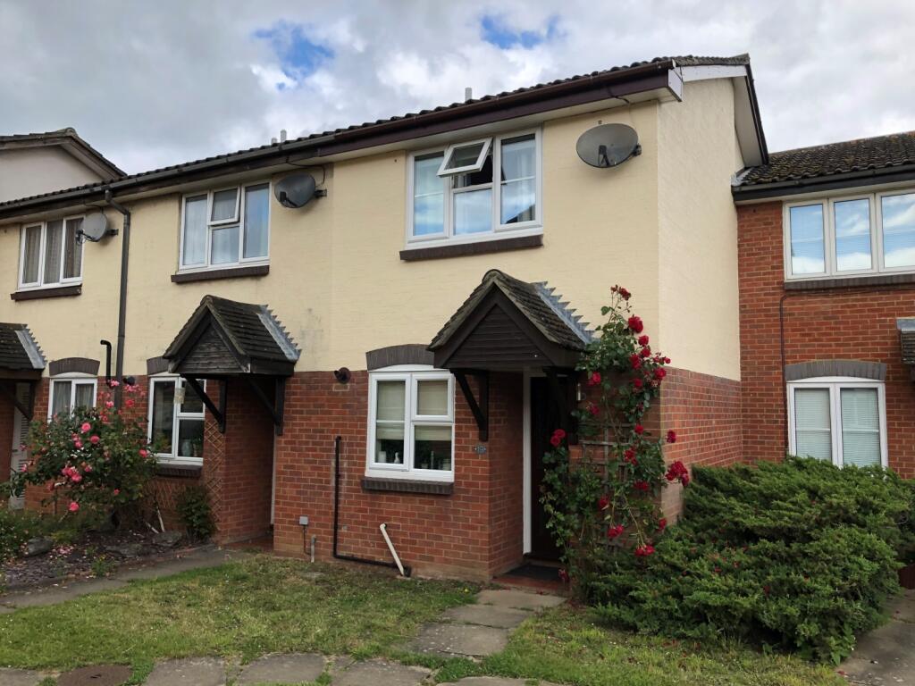 2 bed Mid Terraced House for rent in Egham. From Nevin and Wells Residential - Egham
