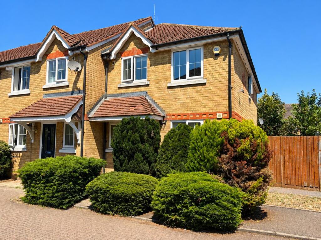 4 bed End of Terrace for rent in Egham. From Nevin and Wells Residential - Egham