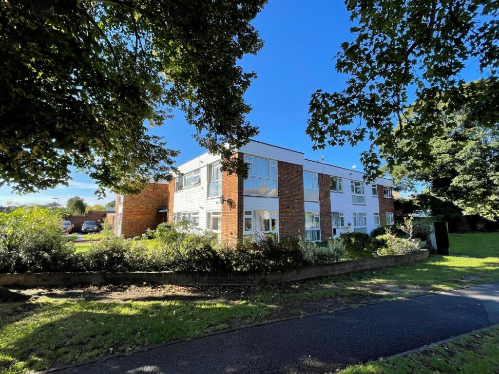 2 bed Apartment for rent in Shepperton. From Newboulds & Co
