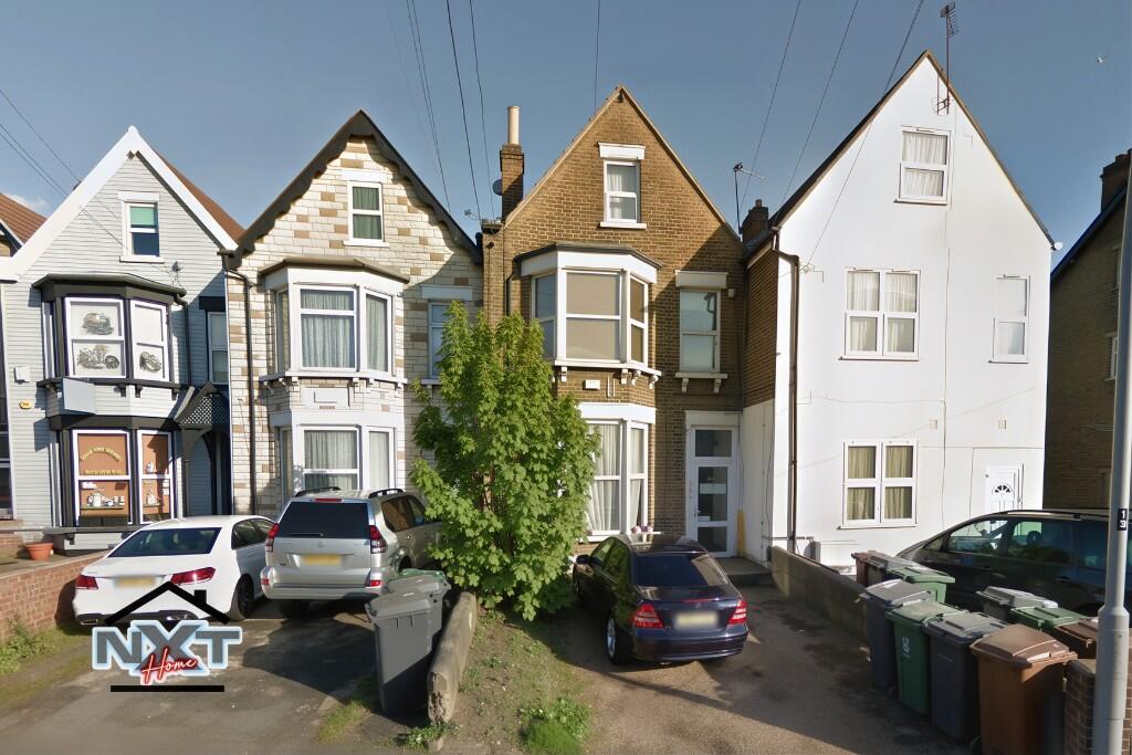 3 bed House (unspecified) for rent in London. From Next Home Ltd - Leyton