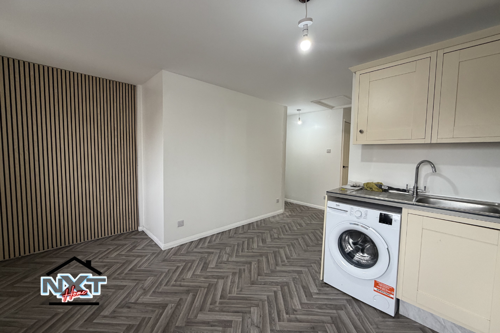 2 bed 1st Floor Flat for rent in Broomfield. From Next Home Ltd - Leyton