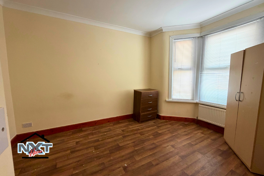 6 bed Mid Terraced House for rent in Leyton. From Next Home Ltd - Leyton