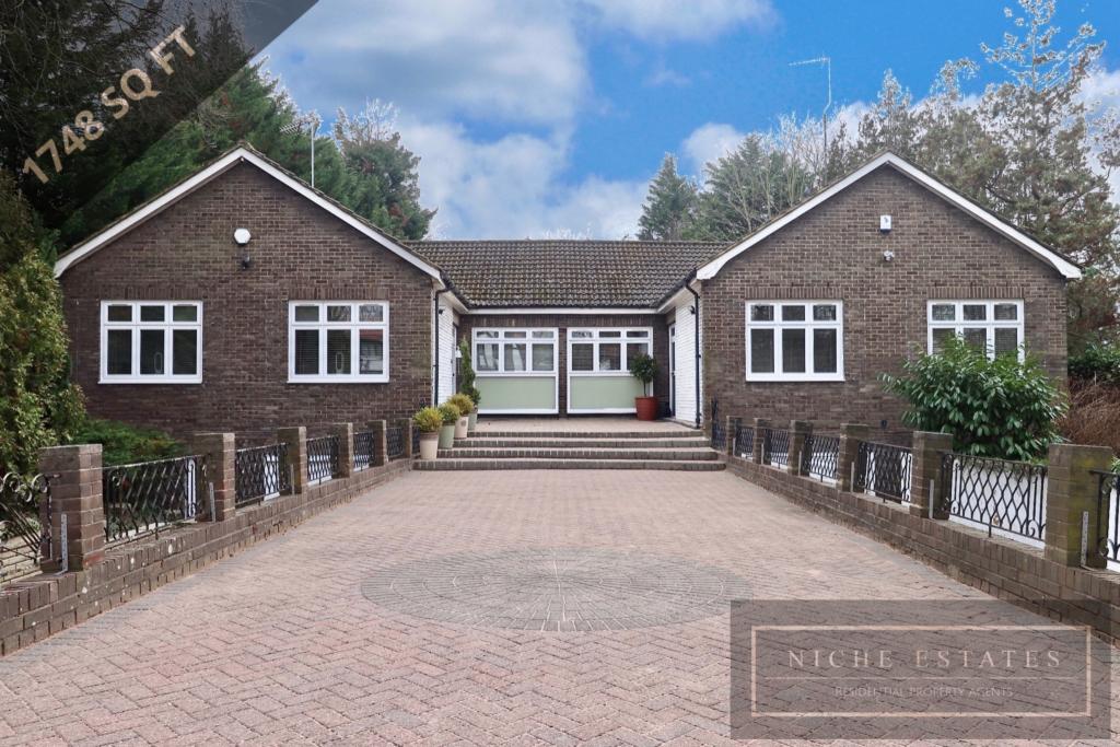 2 bed Bungalow for rent in Finchley. From Niche Estates