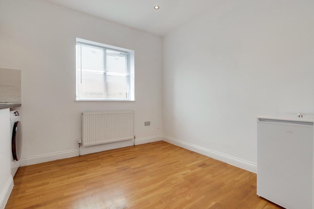 1 bed Apartment for rent in Hendon. From Niche Estates