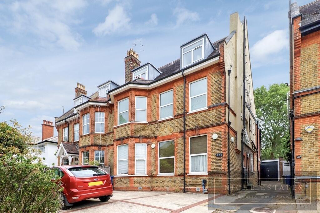 4 bed Studio for rent in Friern Barnet. From Niche Estates