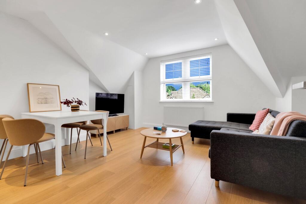 2 bed Apartment for rent in Finchley. From Niche Estates