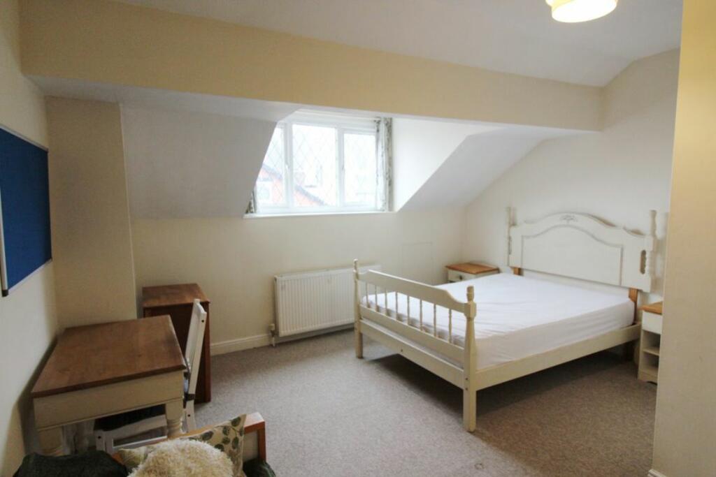 4 bed Detached for rent in Sheffield. From Nicholas Humphreys - Highfield