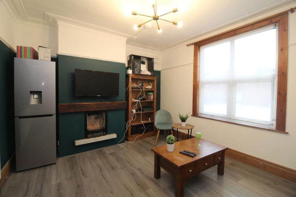 1 bed House Share for rent in Dungworth. From Nicholas Humphreys - Sheffield