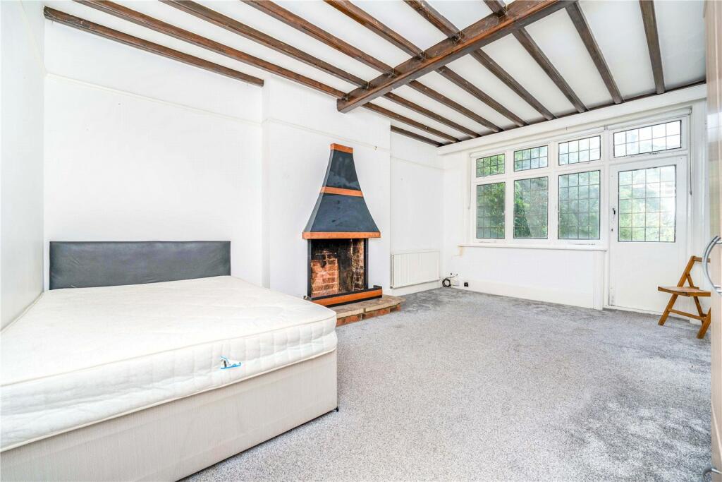1 bed Room for rent in Acton. From Northfields - The Broadway