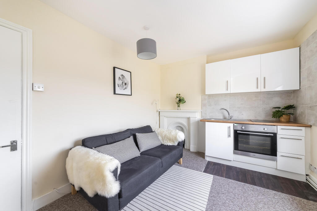 1 bed Flat for rent in Greenford. From Northfields - The Broadway