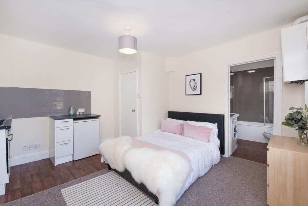 0 bed Studio for rent in London. From Northfields - The Broadway