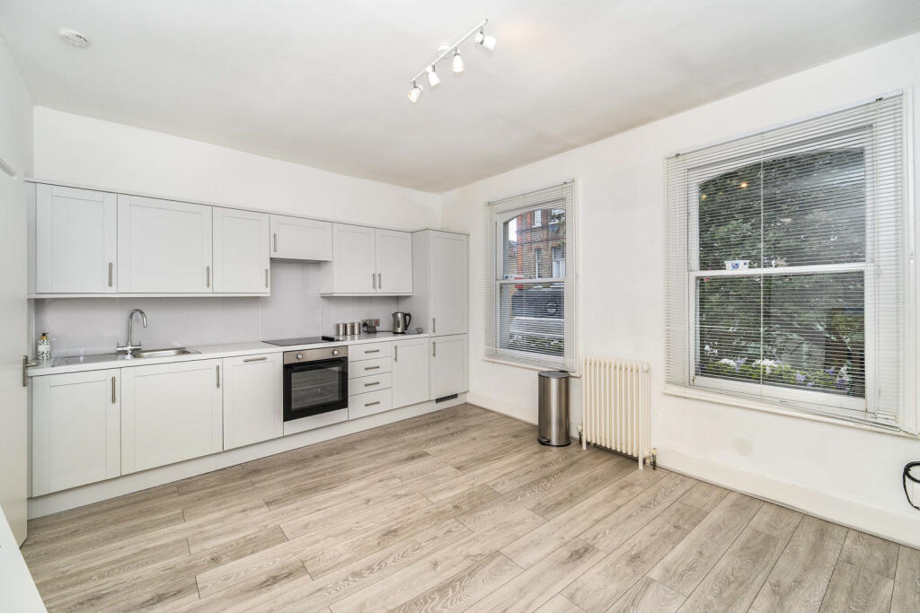 1 bed 1st Floor Flat for rent in Acton. From Northfields - The Broadway 1 bed 1st Floor Flat for rent in Acton. From Northfields - The Broadway