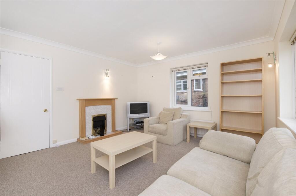 1 bed 1st Floor Flat for rent in London. From Northfields - The Broadway