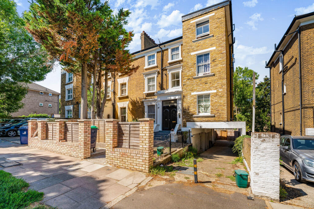 4 bed Studio for rent in Greenford. From Northfields - The Broadway