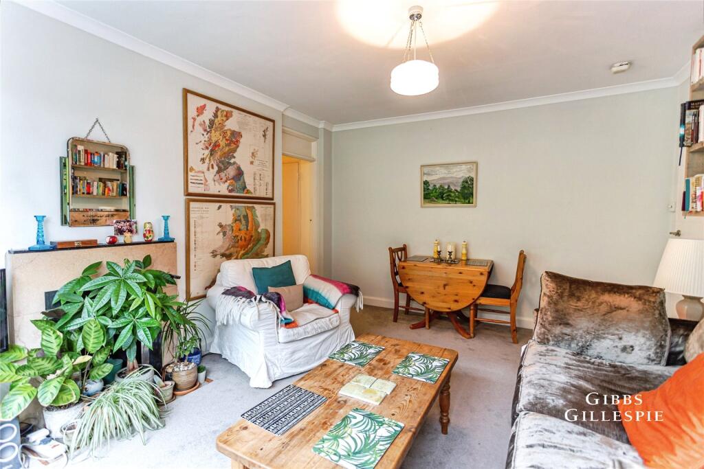 2 bed 1st Floor Flat for rent in London. From Northfields - The Broadway 2 bed 1st Floor Flat for rent in London. From Northfields - The Broadway