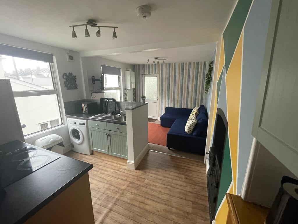 3 bed House Share for rent in Plymouth. From City Lets - Plymouth