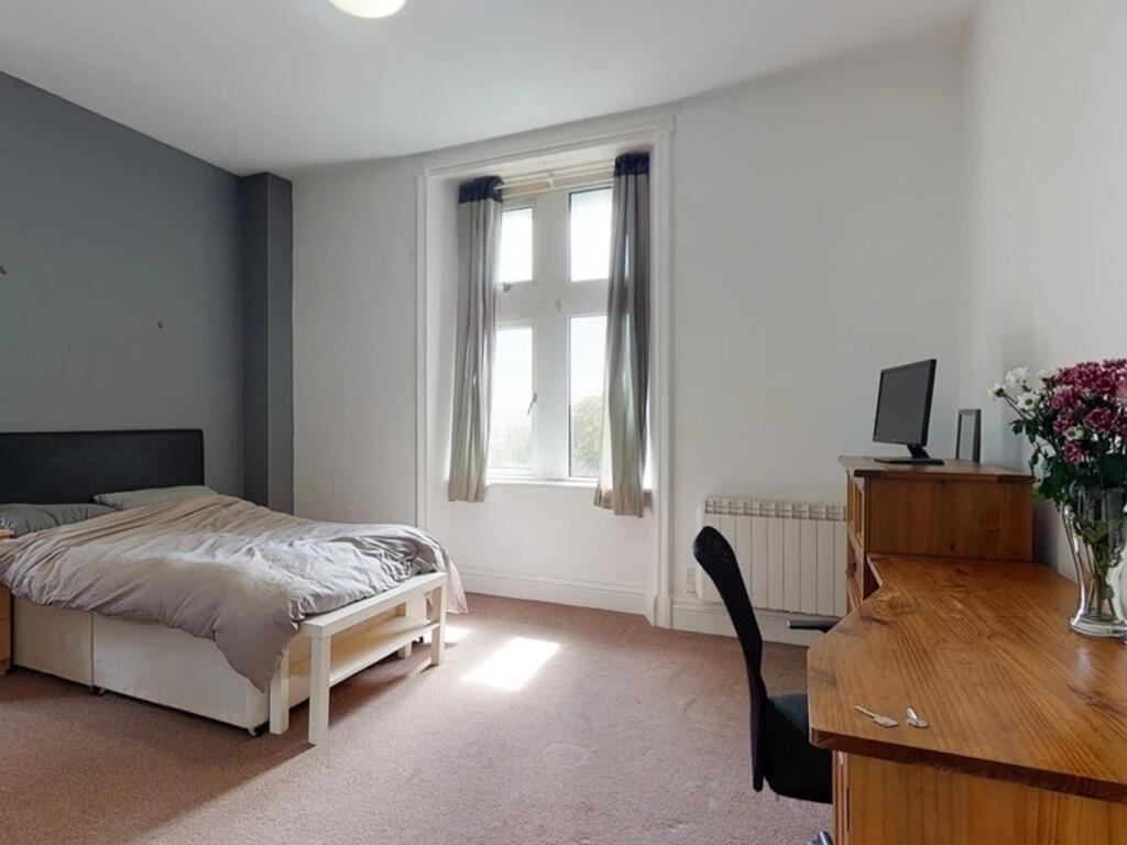 4 bed Apartment for rent in Plymouth. From City Lets - Plymouth