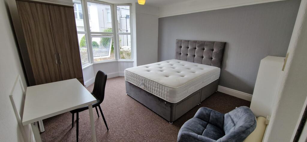 6 bed House Share for rent in Plymouth. From City Lets - Plymouth