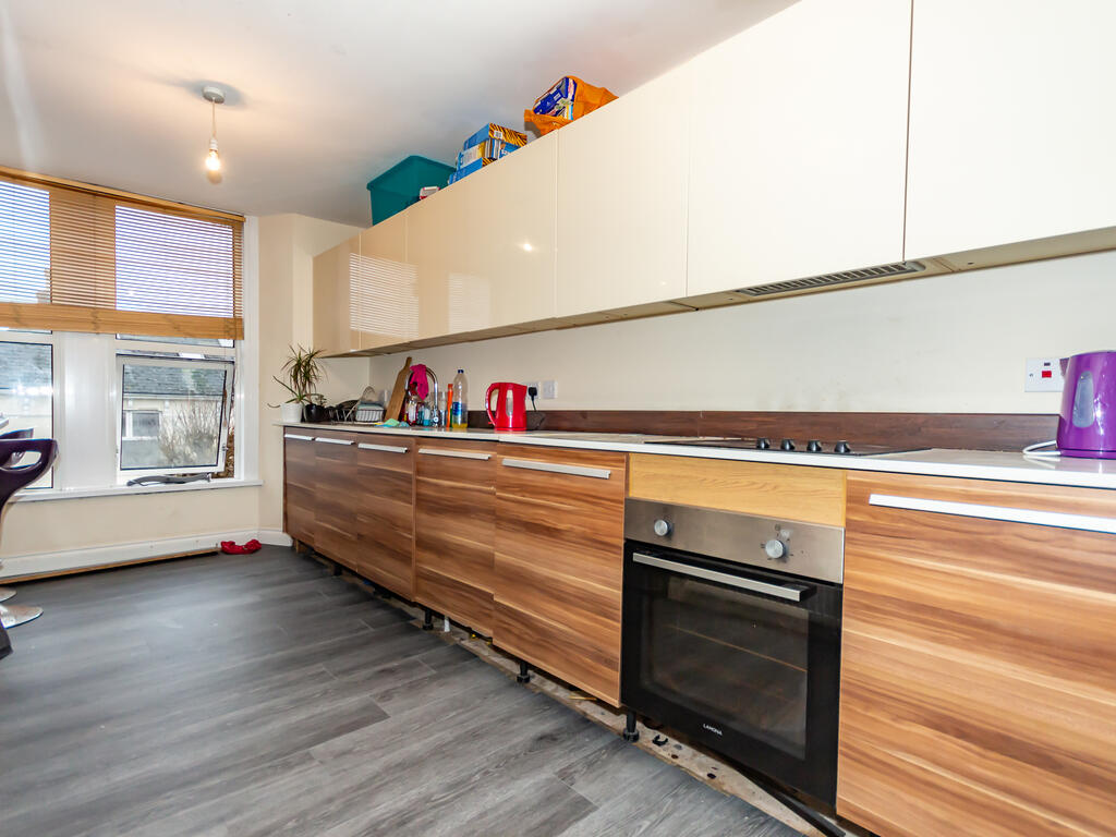 7 bed House Share for rent in Plymouth. From City Lets - Plymouth