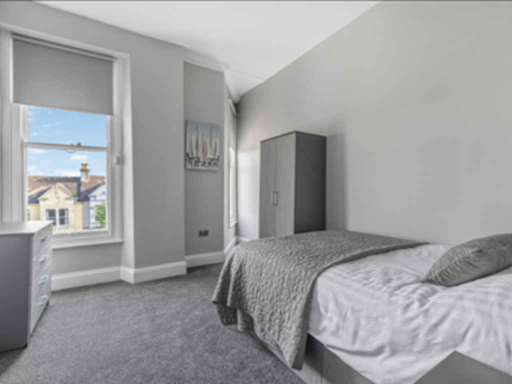 6 bed House Share for rent in Plymouth. From City Lets - Plymouth