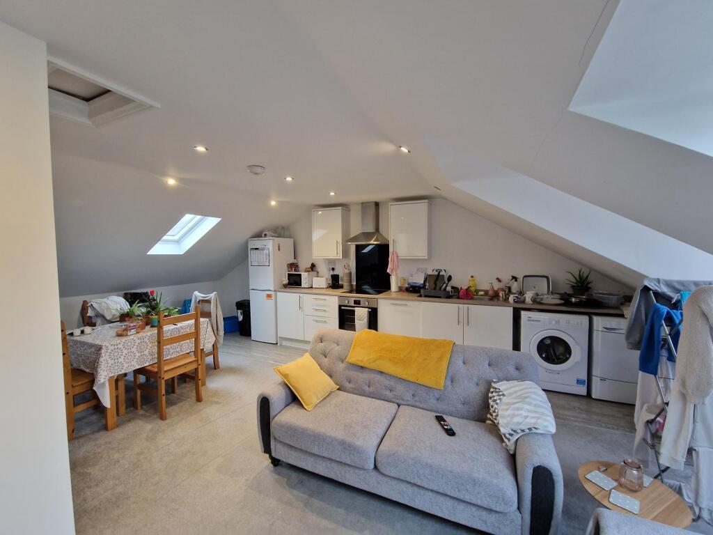 3 bed House Share for rent in Plymouth. From City Lets - Plymouth