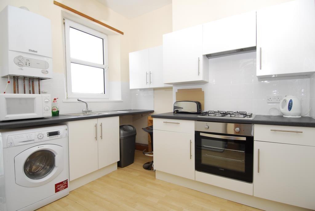 4 bed House Share for rent in Plymouth. From City Lets - Plymouth