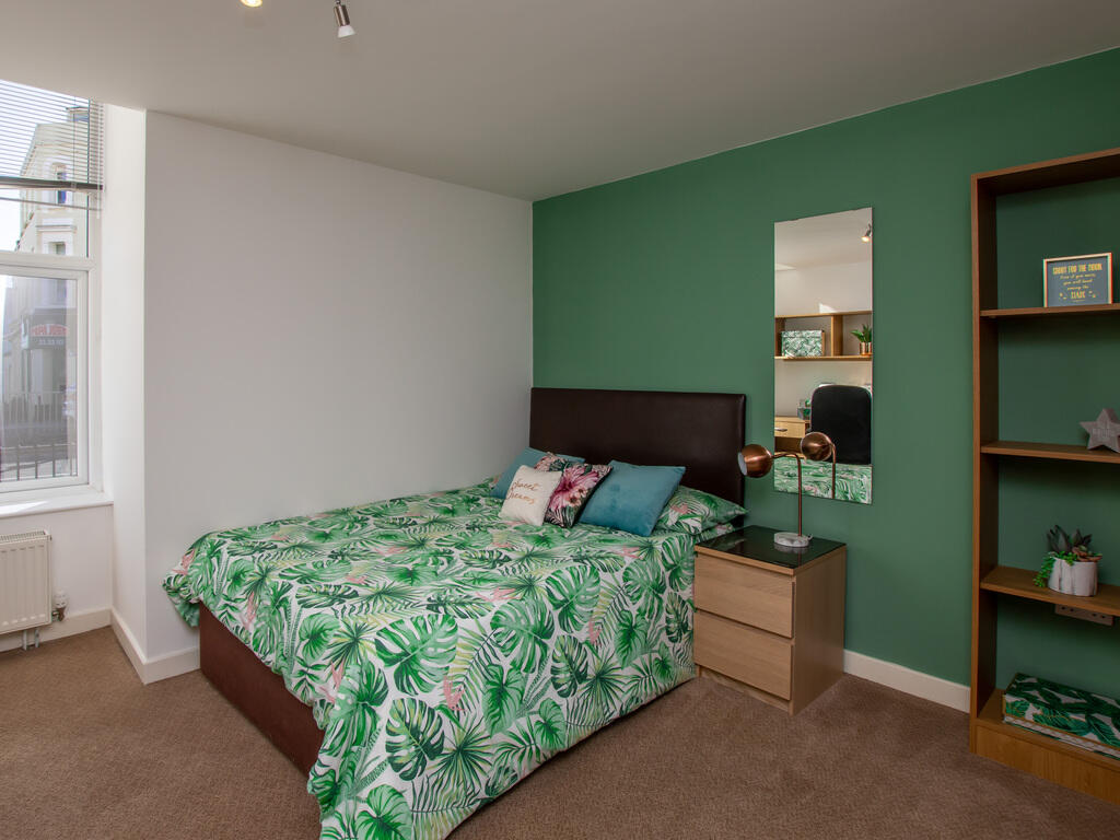 5 bed Apartment for rent in Plymouth. From City Lets - Plymouth
