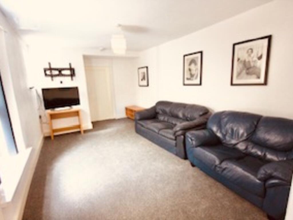 6 bed House Share for rent in Plymouth. From City Lets - Plymouth