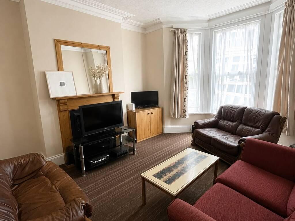 4 bed House Share for rent in Plymouth. From City Lets - Plymouth