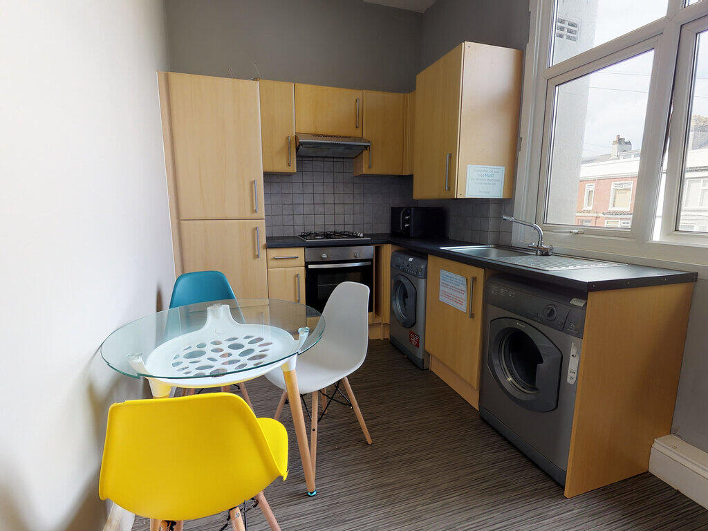 3 bed Apartment for rent in Plymouth. From City Lets - Plymouth