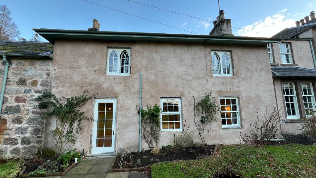 2 bed 1st Floor Flat for rent in Inchmarlo. From Northwood - Aberdeen