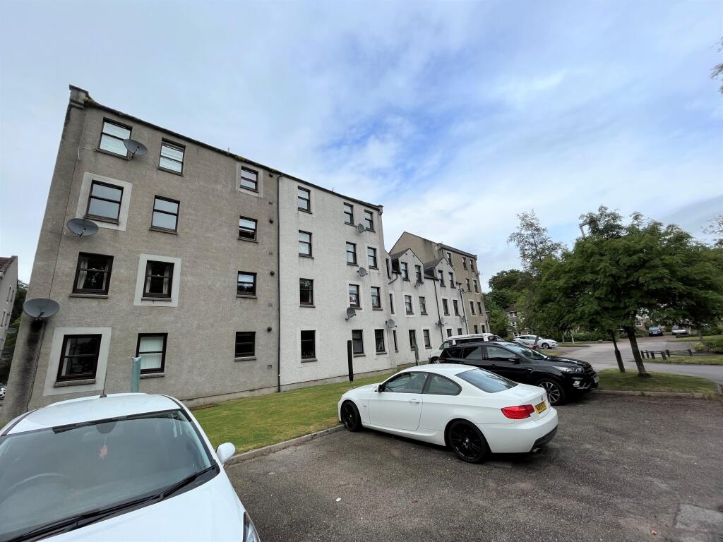 1 bed 1st Floor Flat for rent in Peterculter. From Northwood - Aberdeen 1 bed 1st Floor Flat for rent in Peterculter. From Northwood - Aberdeen