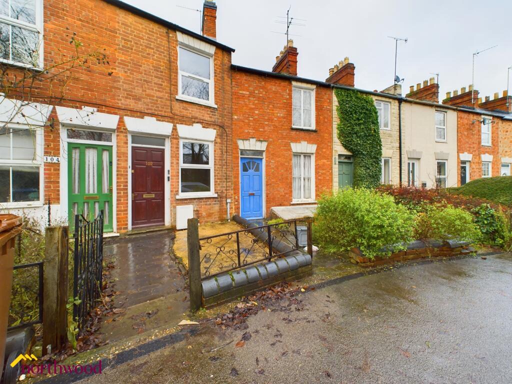 3 bed Mid Terraced House for rent in Banbury. From Northwood - Banbury