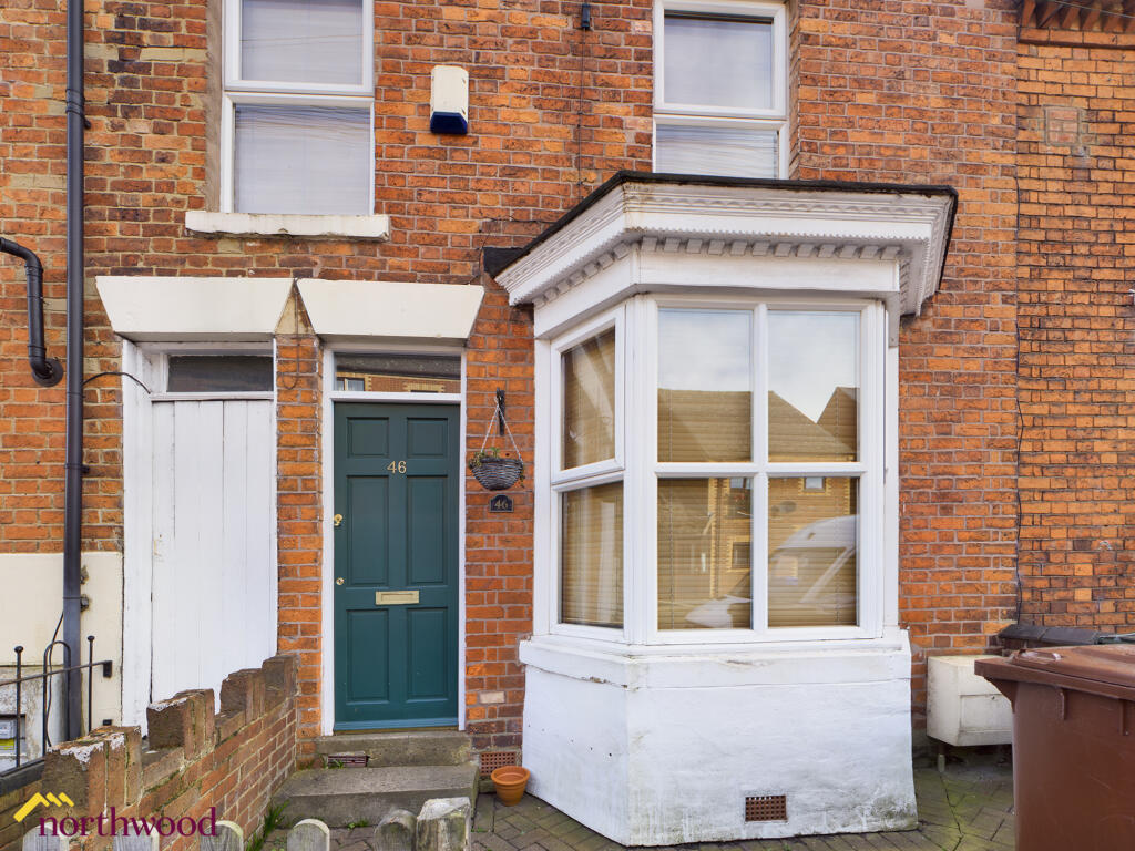 4 bed Mid Terraced House for rent in Banbury. From Northwood - Banbury