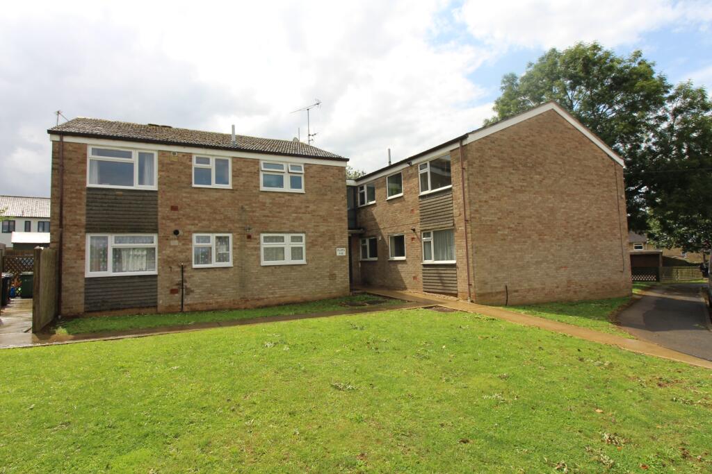 2 bed 1st Floor Flat for rent in Kings Sutton. From Northwood - Banbury 2 bed 1st Floor Flat for rent in Kings Sutton. From Northwood - Banbury